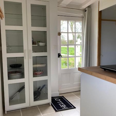 Willa Tiny House Du Haras Cour Lozey Sainte-Marguerite-des-Loges Zewnętrze zdjęcie