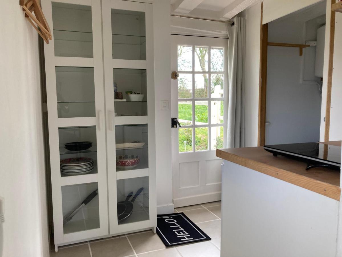 Willa Tiny House Du Haras Cour Lozey Sainte-Marguerite-des-Loges Zewnętrze zdjęcie